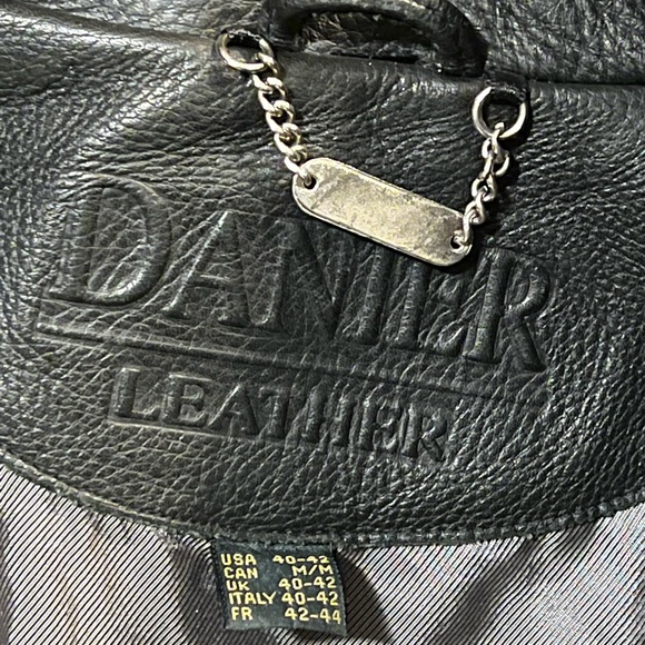Danier Genuine Leather Jacket, Size Large, Black - Picture 5 of 5